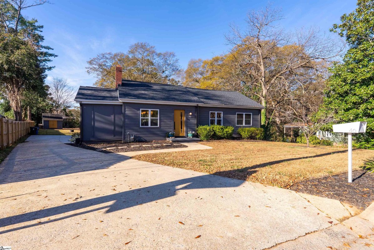 46 Briarcliff Drive