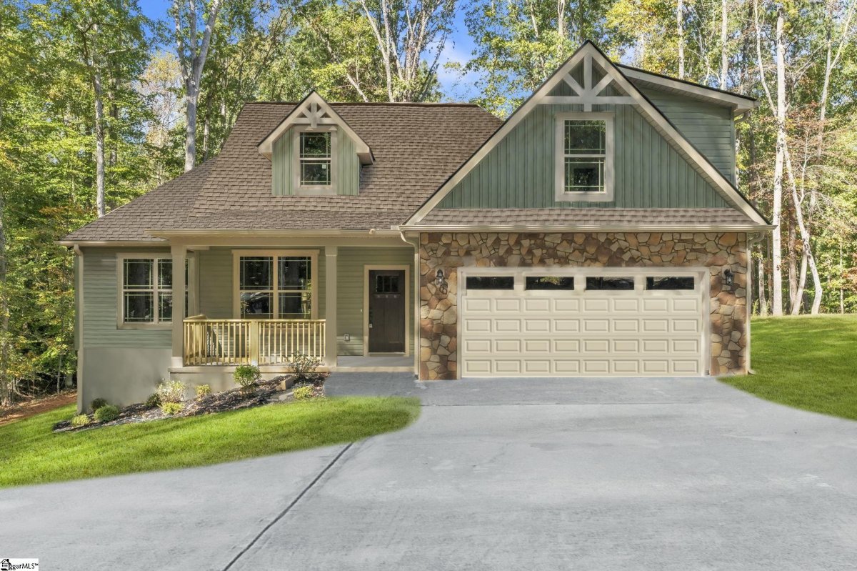 105 Circle Drive