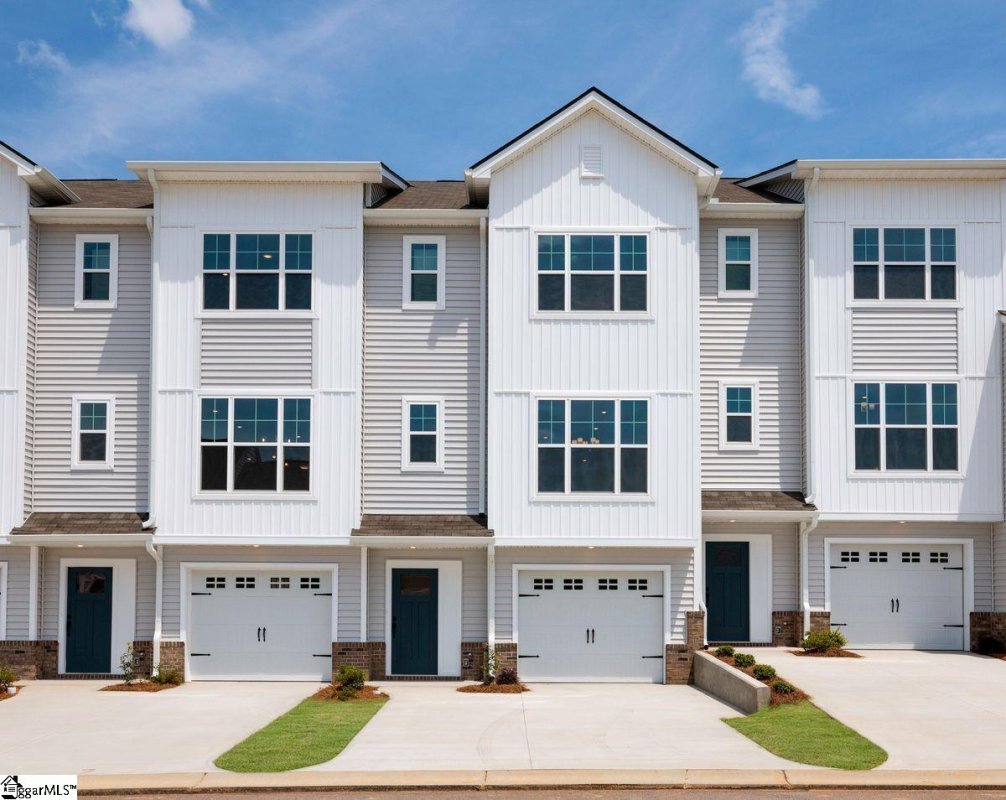 224 Taylor Woods Court