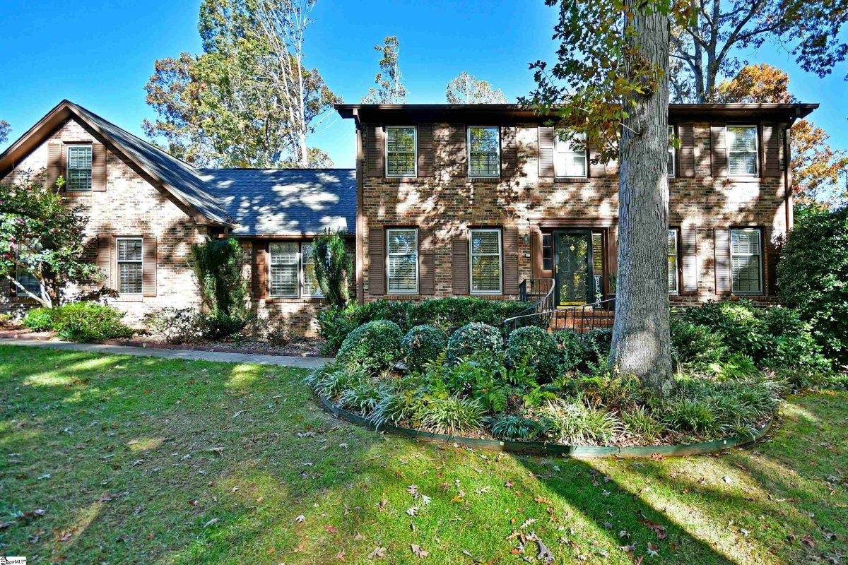 301 Sagramore Lane