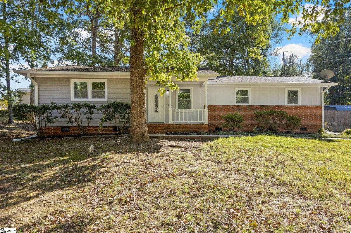 210 Pinonwood Drive