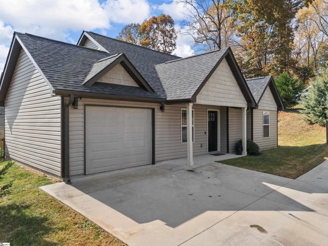 17 Pamela Drive