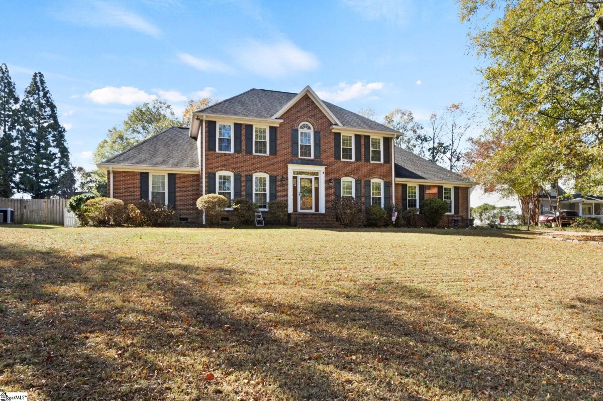 115 Dartmoor Drive