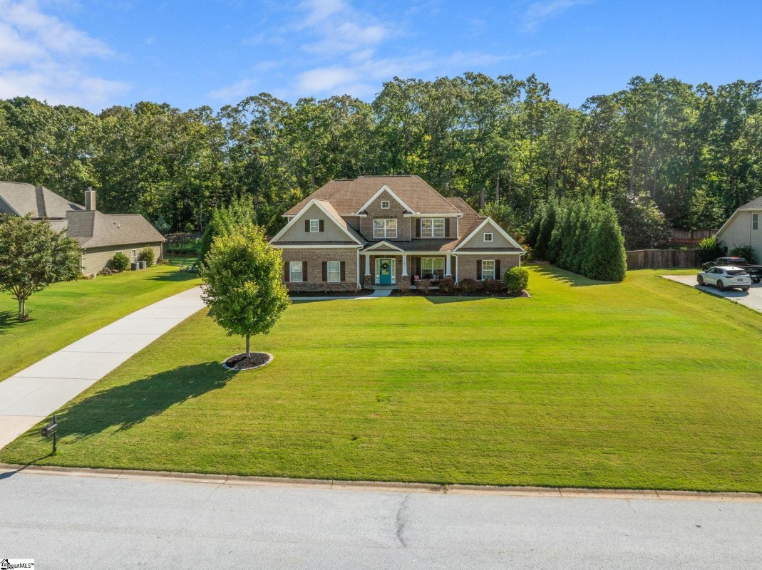 27 Laurelhart Lane