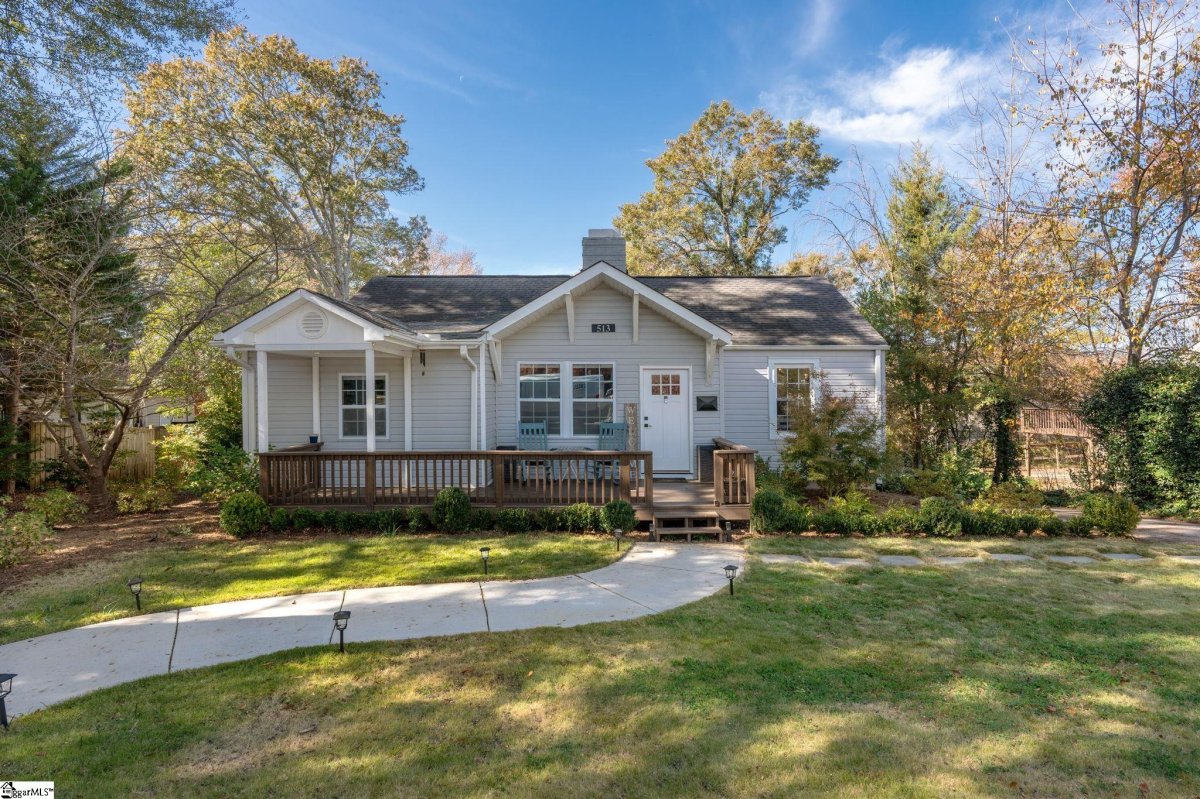 513 Summit Drive
