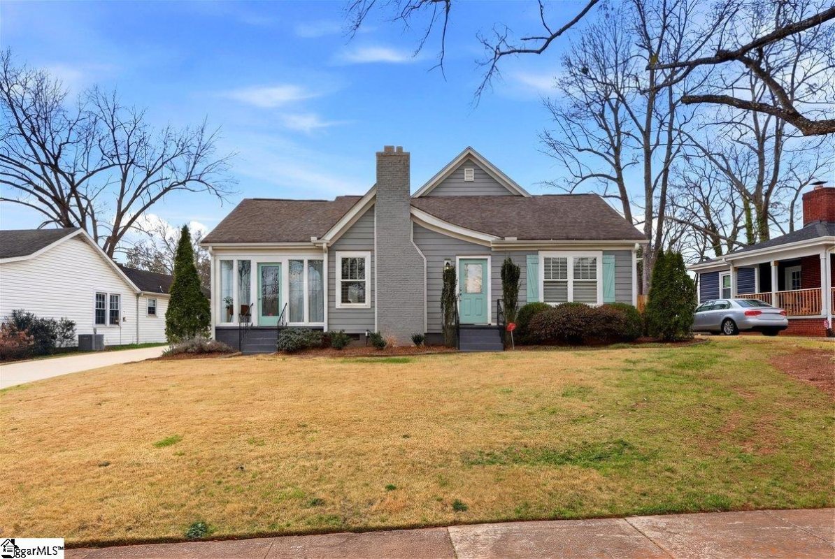 10 N Avondale Drive
