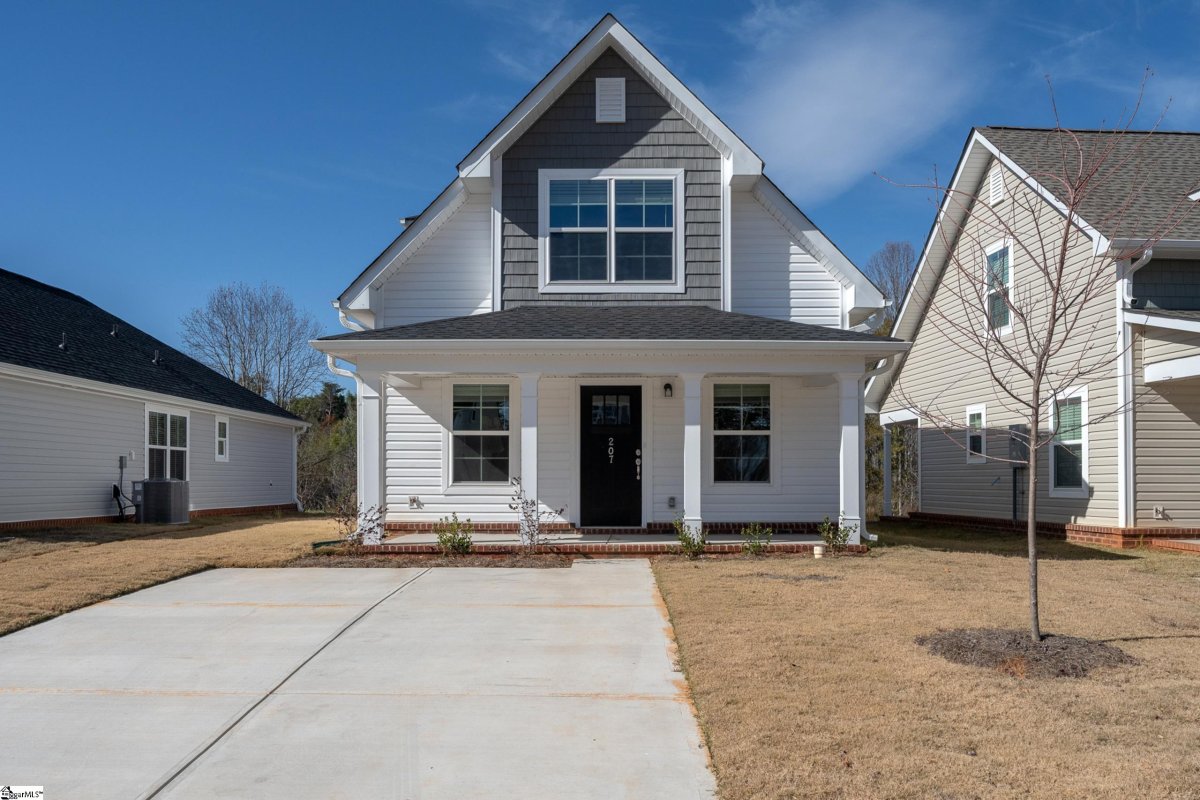 207 Waltham Court