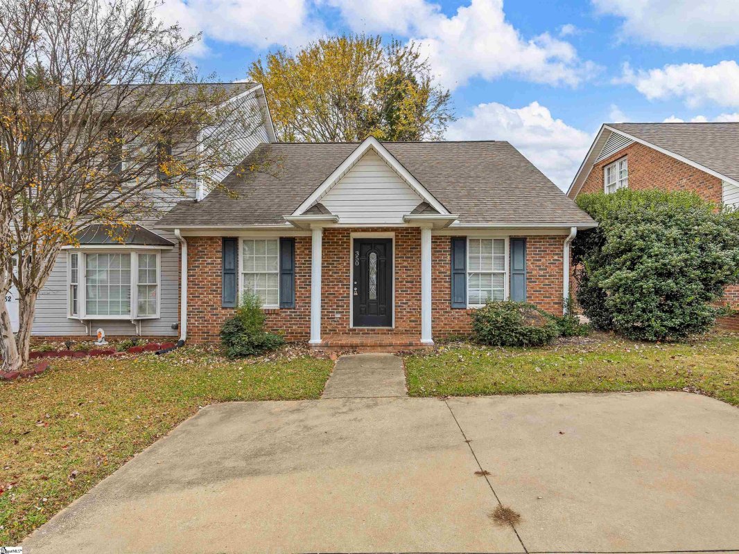 350 W Pointe Drive