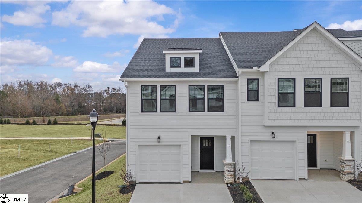10 Redfield Place