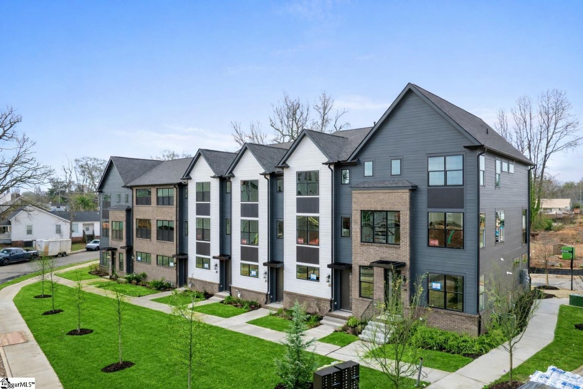 1305 Pendleton Street Unit 12