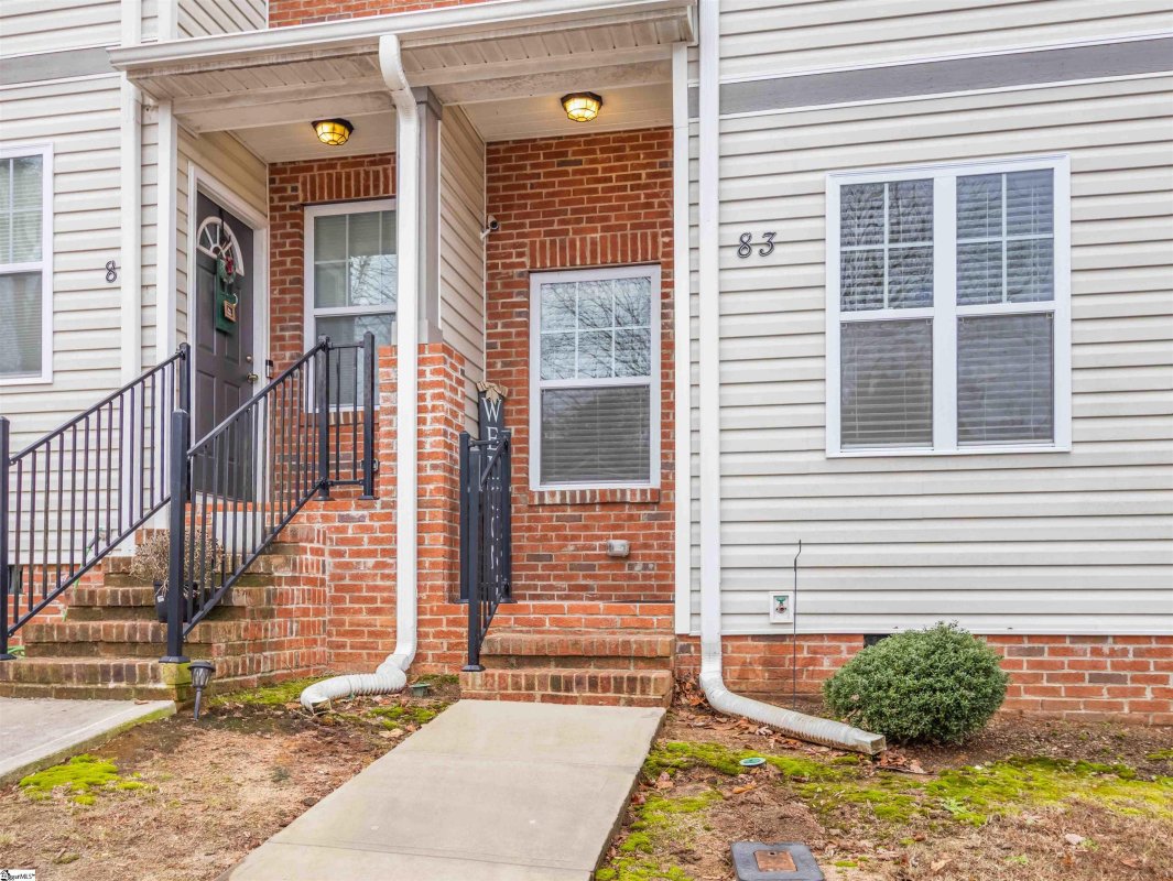 83 Huntress Drive