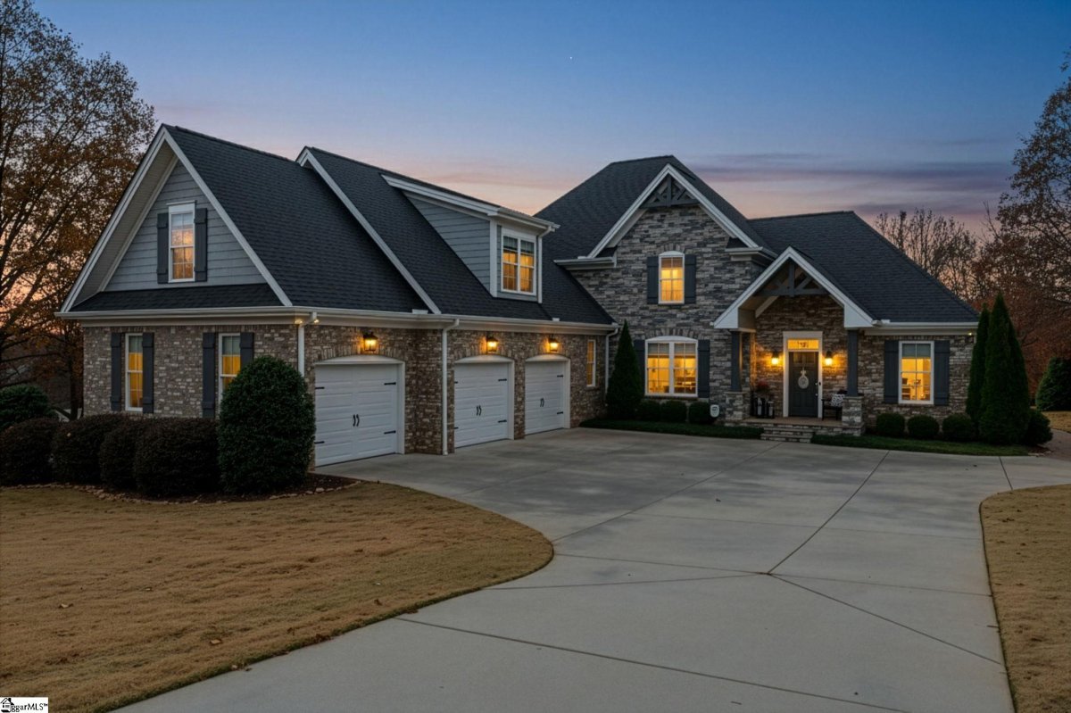 102 Etowah Lane