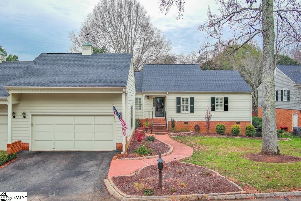 1207 Shadow Way