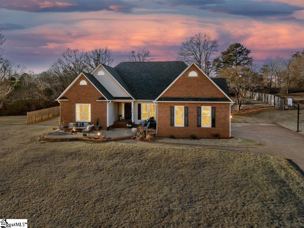 404 Grayson Drive