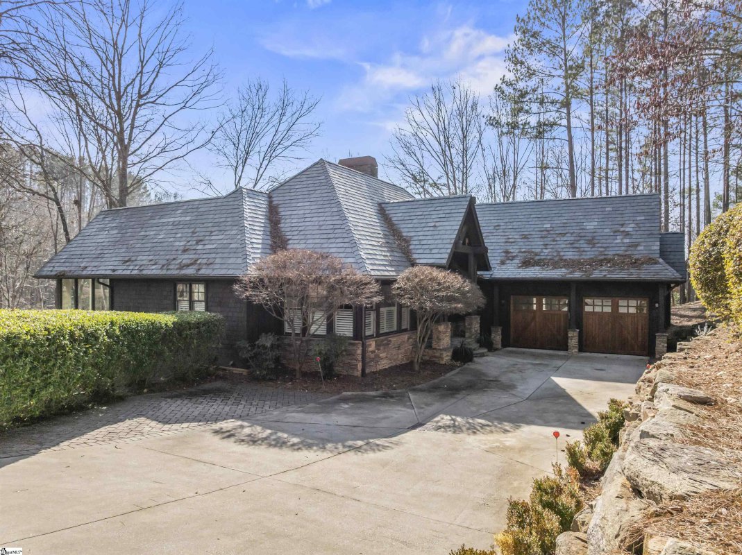 805 Top Ridge Drive