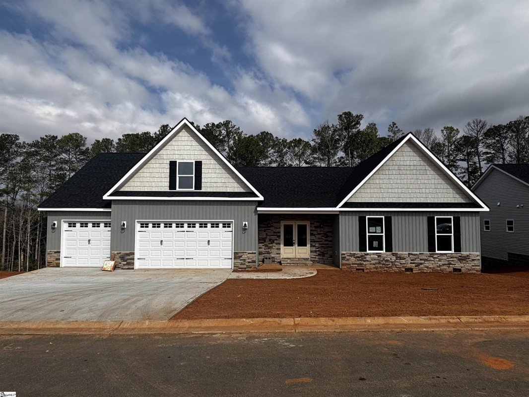 121 Hideaway Lane