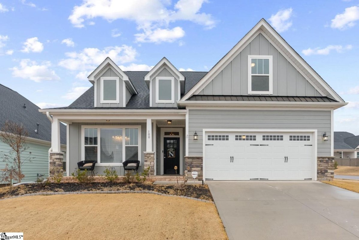 100 Currituck Drive