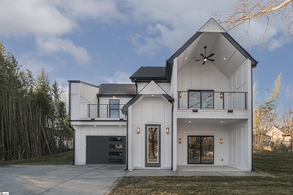 301 Front Street