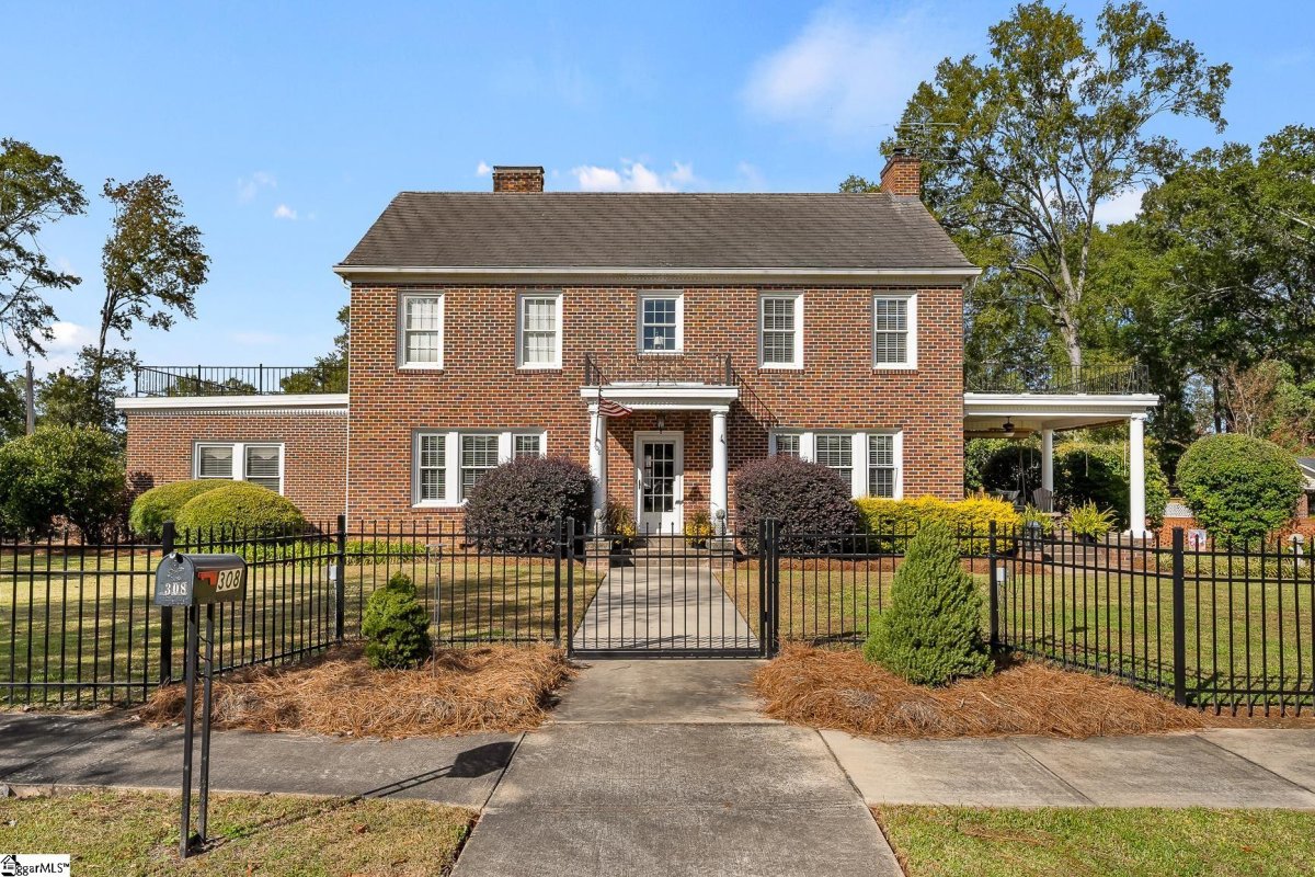 308 W Walnut Street
