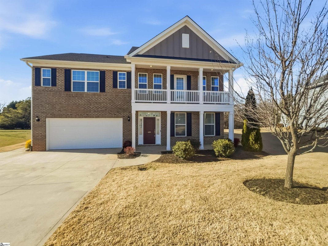 605 N Meadows Lane
