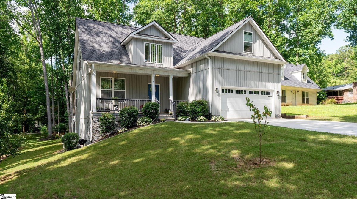8 Spur Drive