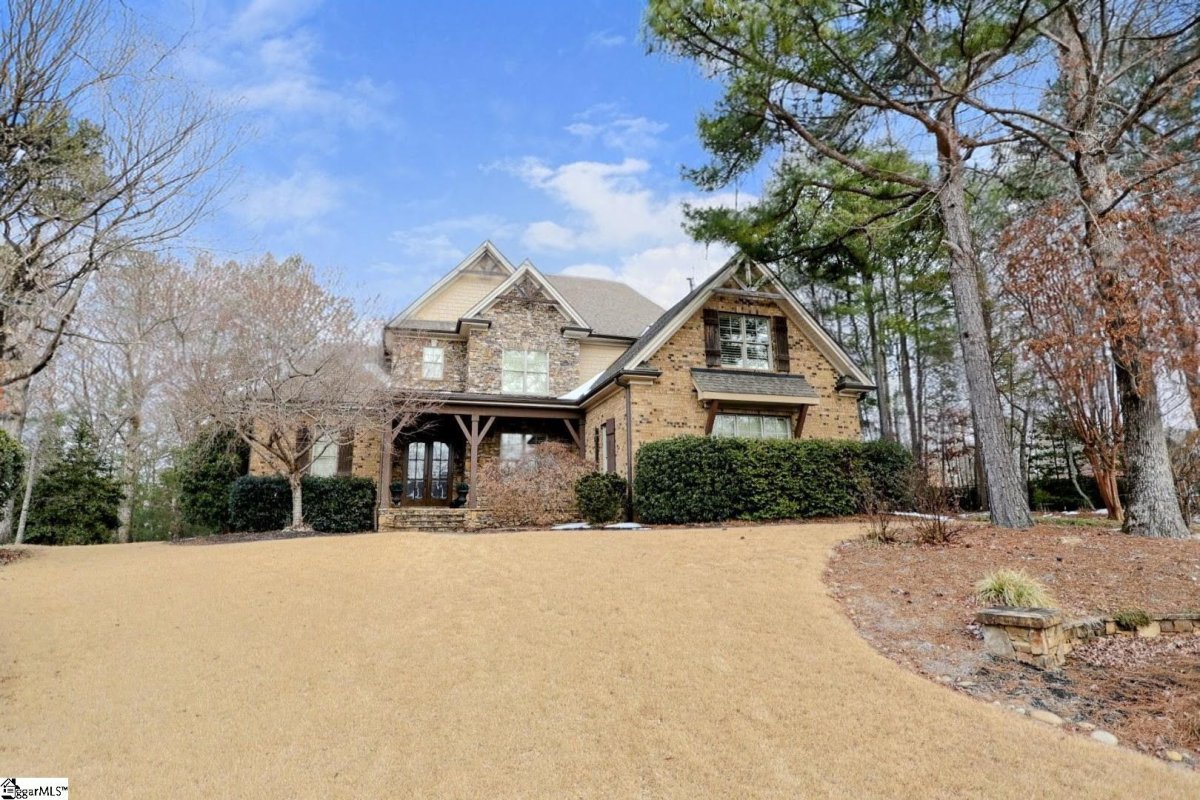 108 Ledgestone Way
