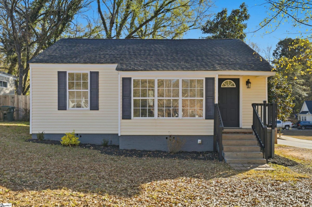 43 Beck Avenue