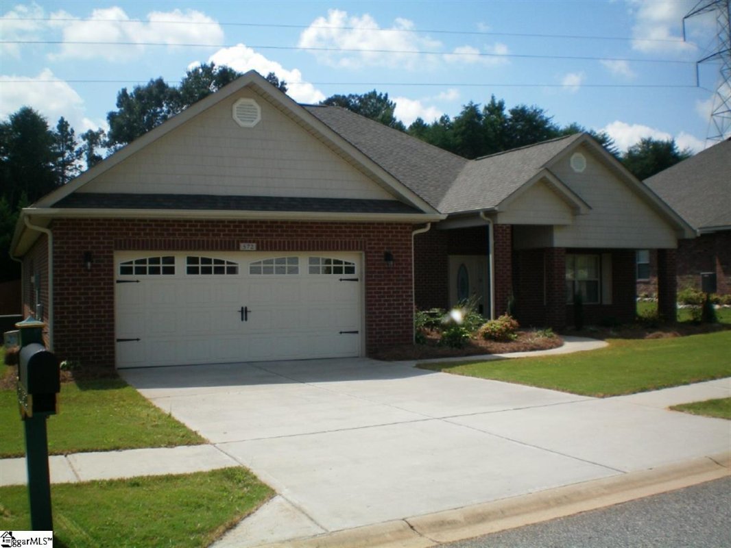 572 Ellsmere Way