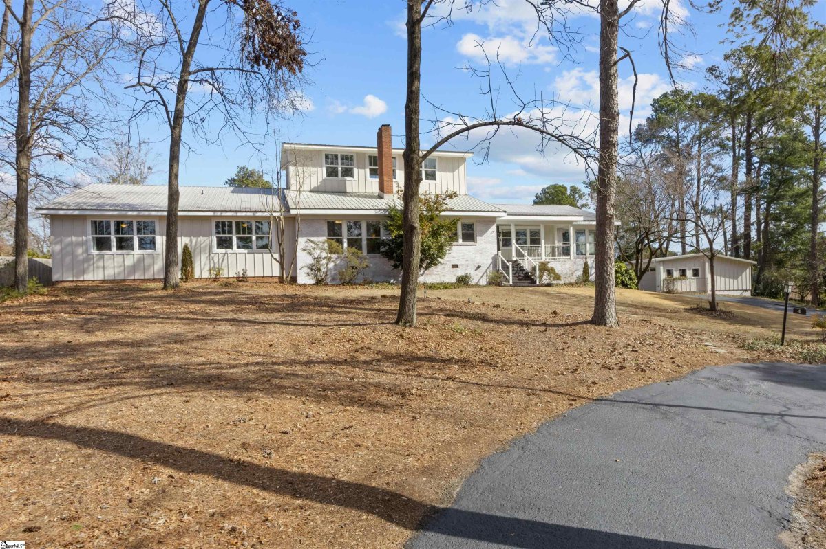 4 Windfield Road