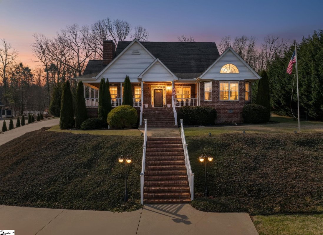 307 Hala Court