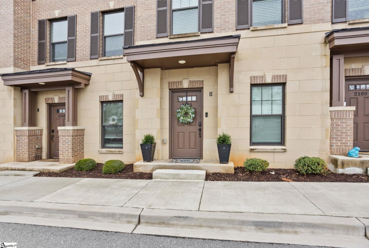 1505 E North Street Unit 2101
