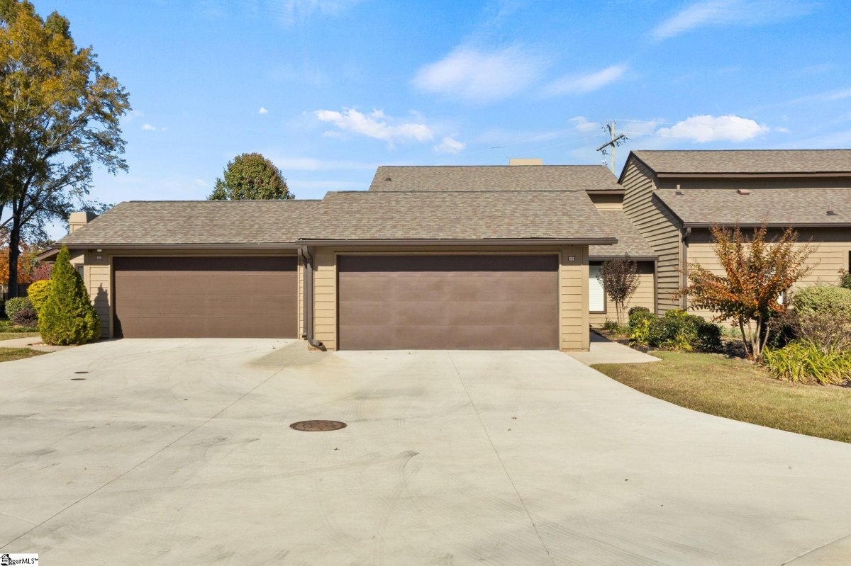 231 Goldfinch Circle