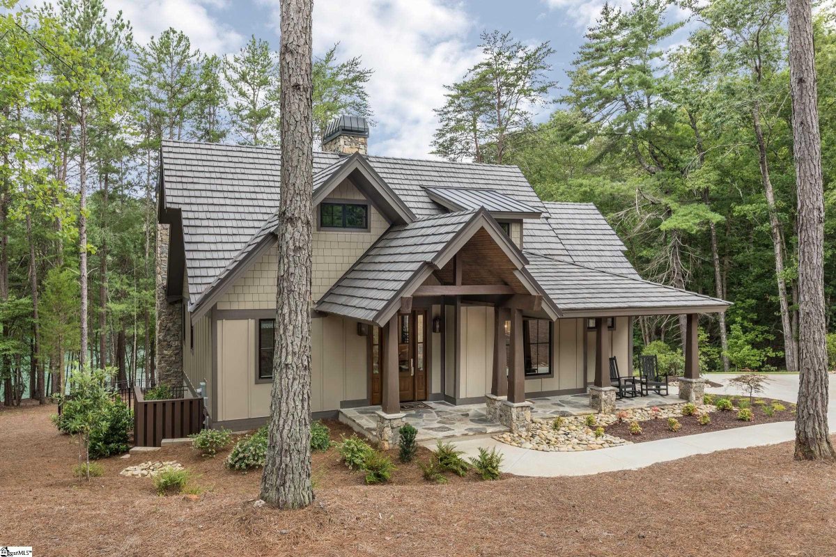 146 Glassy Falls Trail