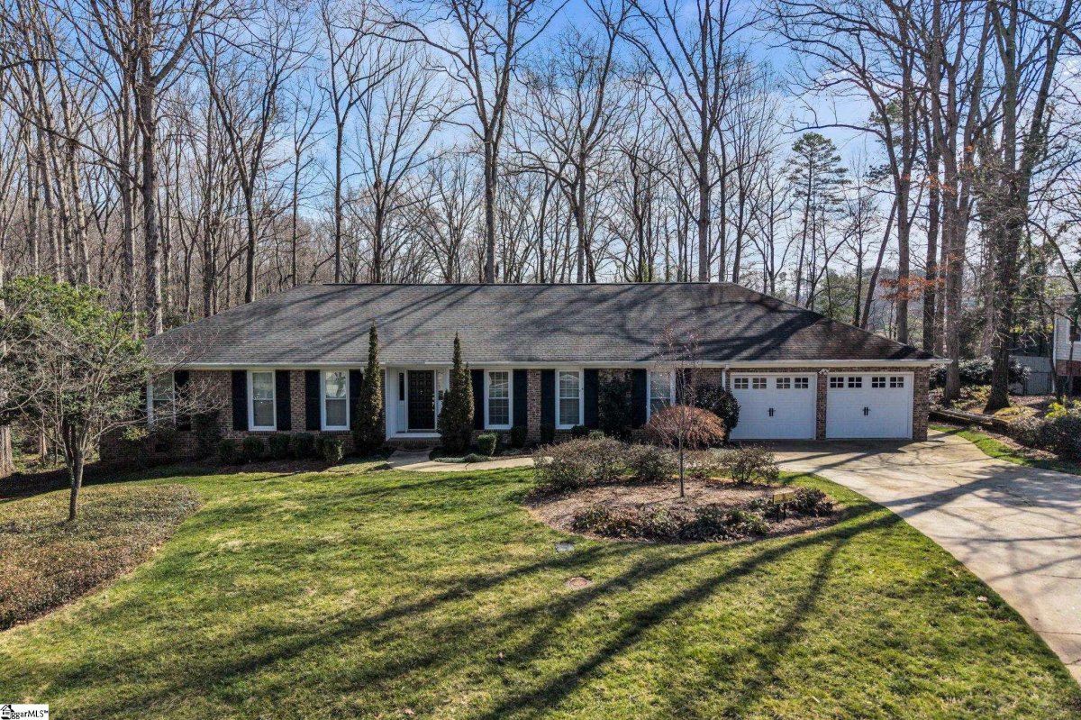 16 Sugarberry Drive