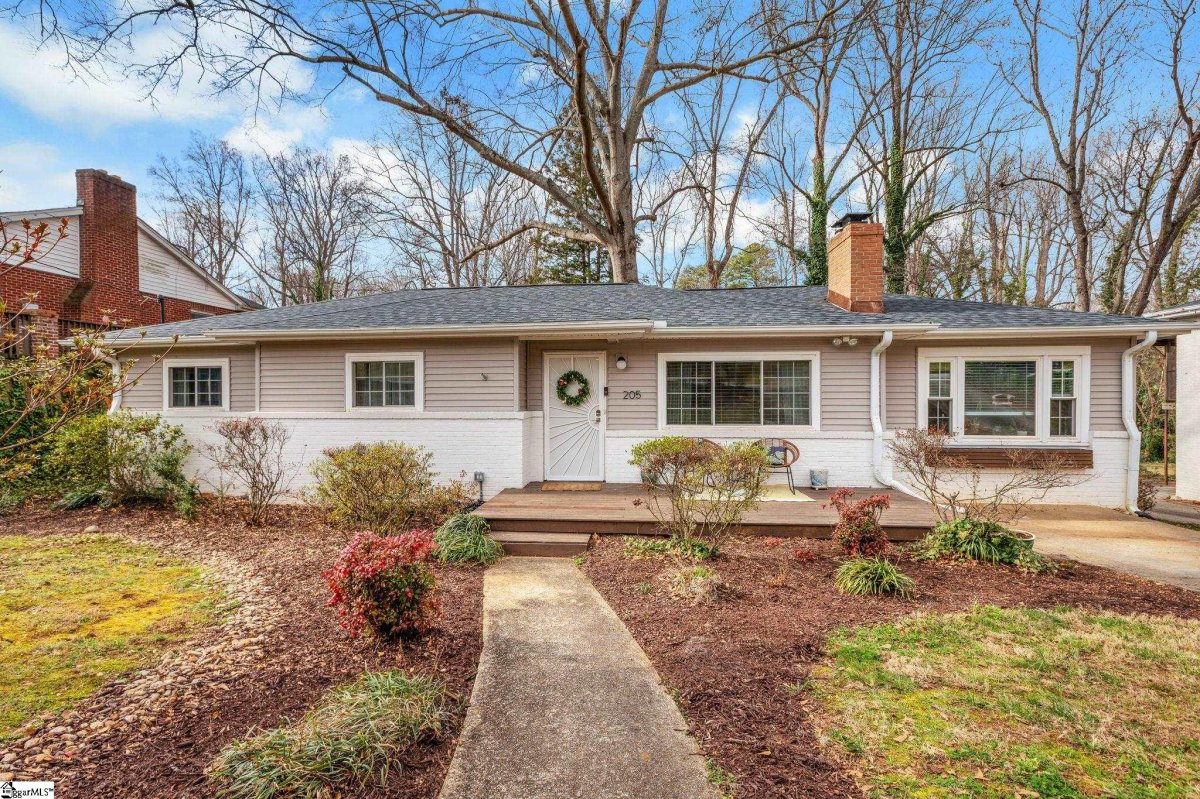 205 Bradley Boulevard
