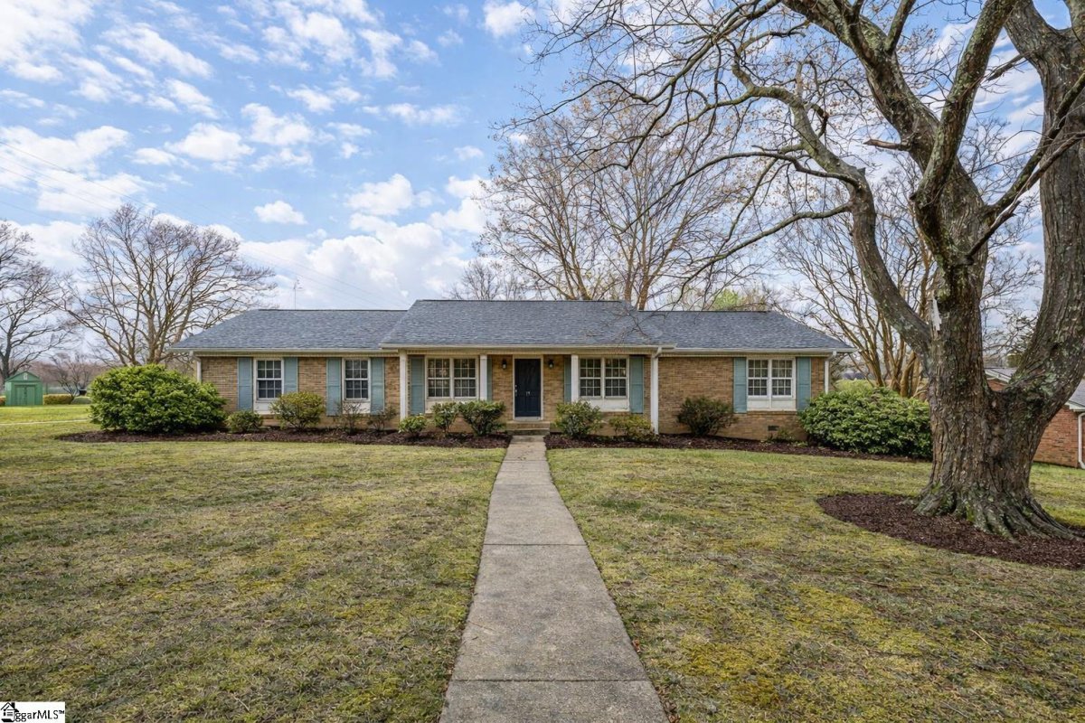 11 Shrevewood Drive