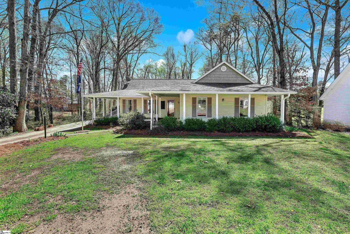 126 Coachman Drive