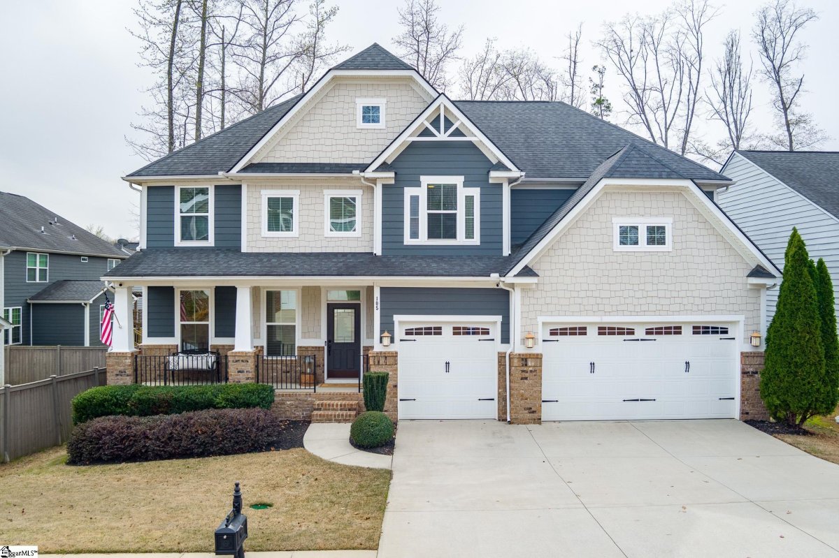 105 Woodland Chase Court