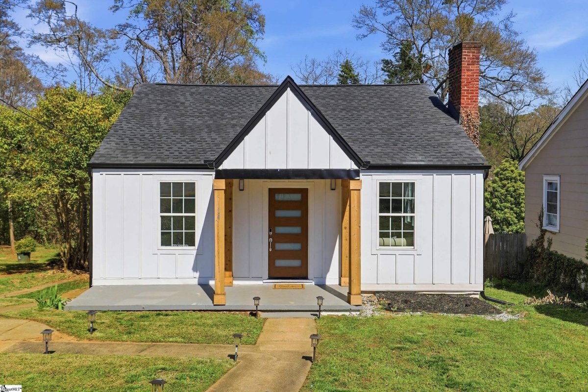 14 Hawthorne Lane