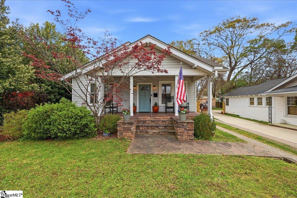 213 W Faris Road
