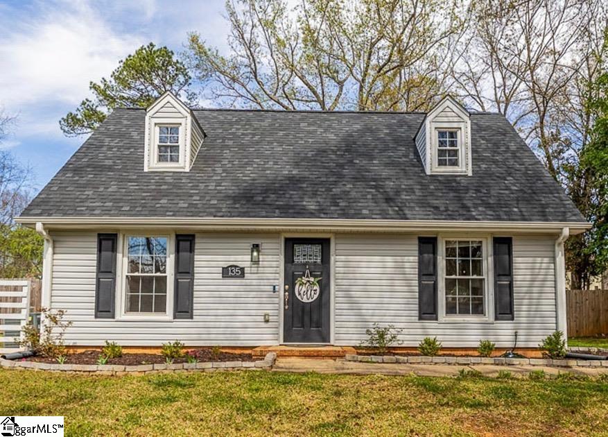 135 Ashdown Drive