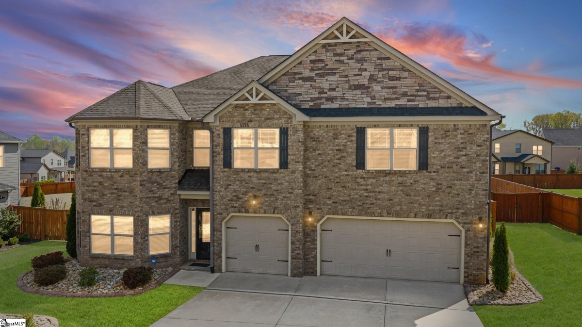 12 Hanlon Drive