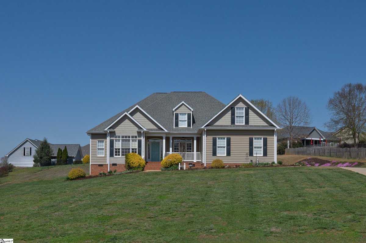 10 Saddle Creek Court
