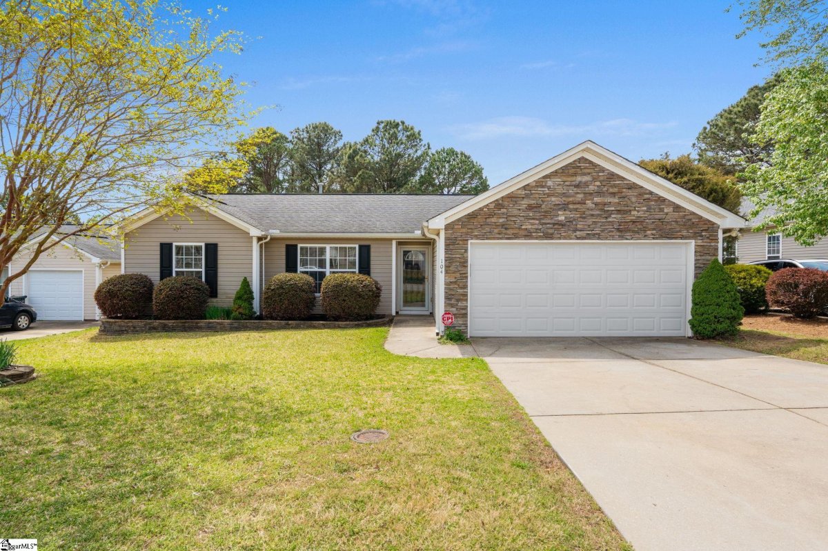 104 Tarpon Court