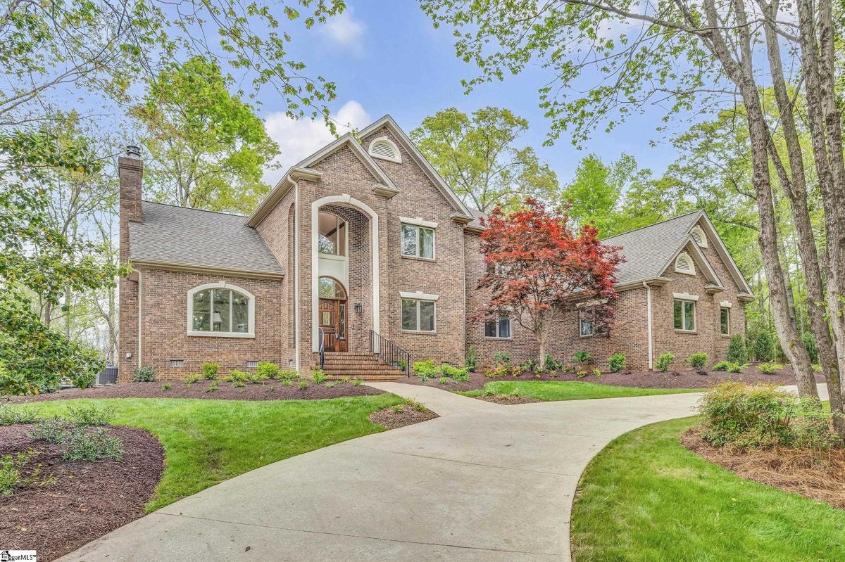 116 Sleepy Hollow Lane