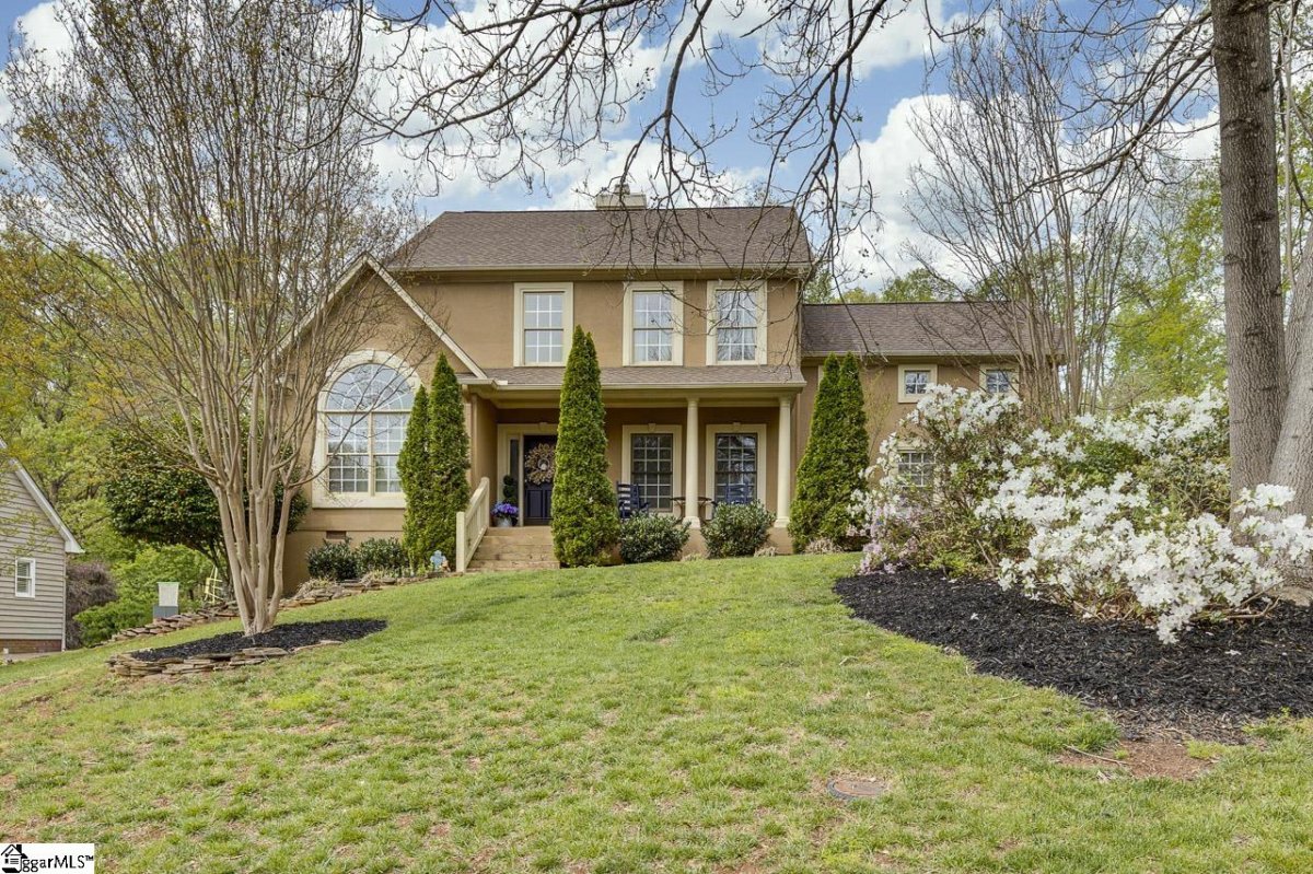 106 Pebble Creek Way