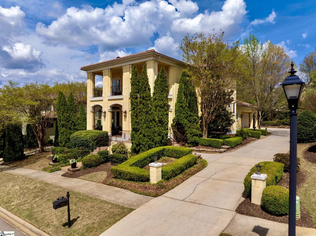 317 Sorono Drive