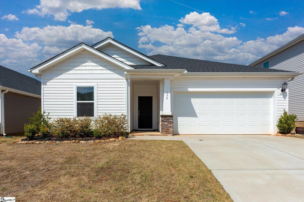 135 Lavinia Circle