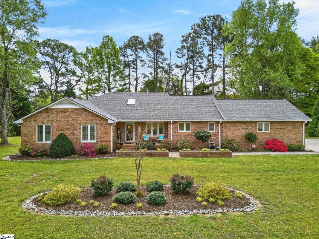 108 Stonehaven Lane