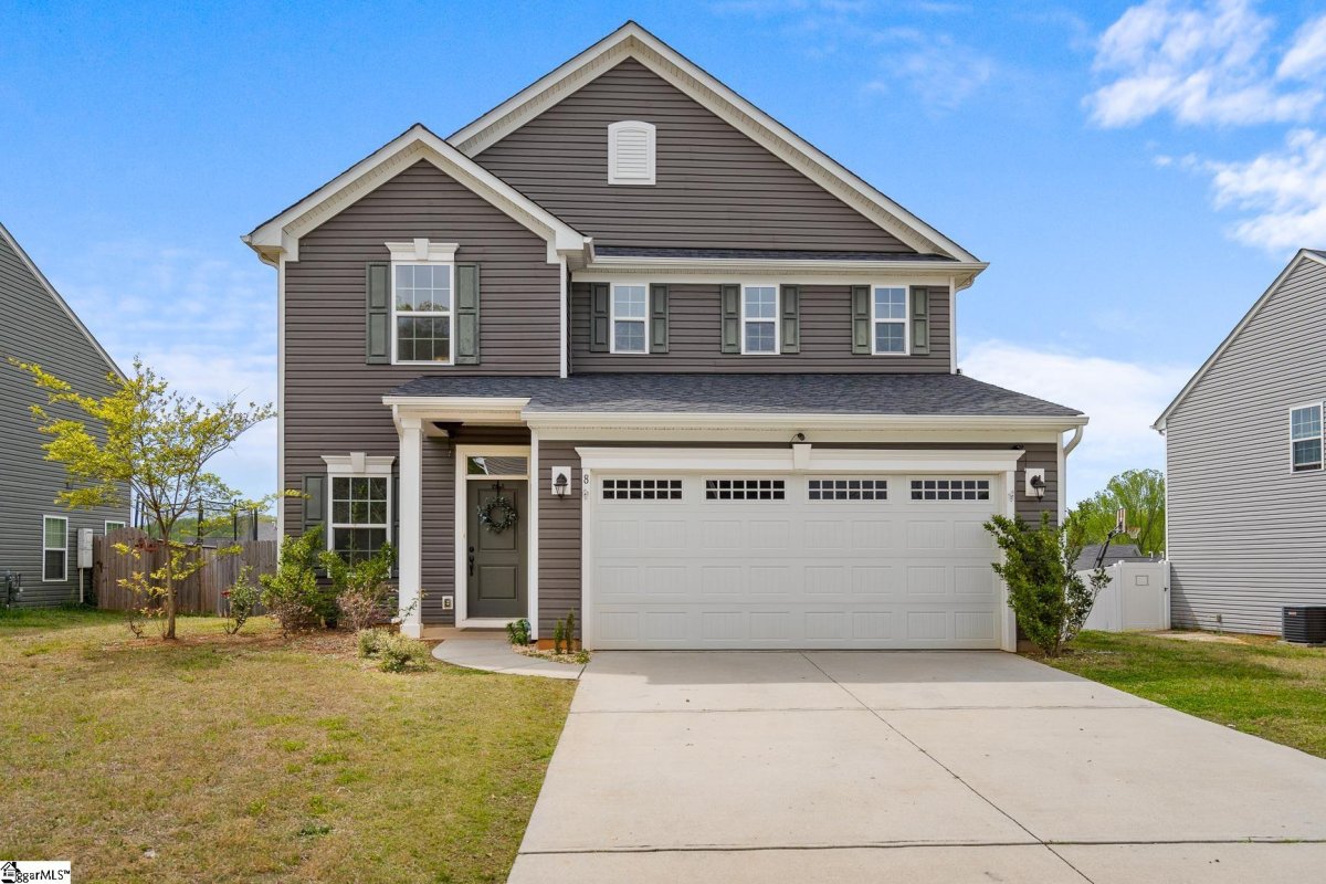 8 Wiltshire Circle